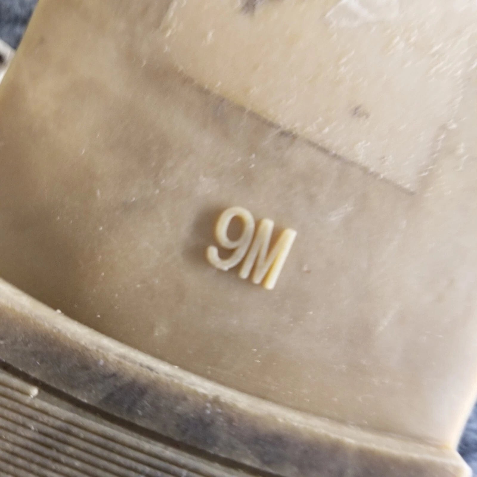 Nine West Women US 9M Strappy Sandals Gold Brown with Gray Snake Pattern Slides*