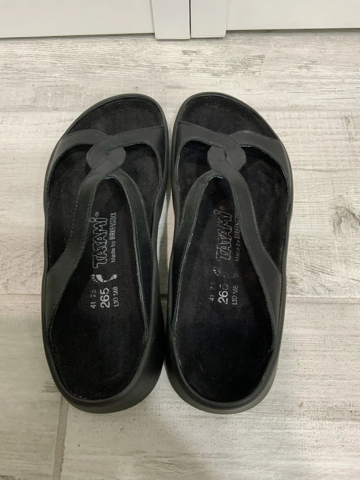 Tatami By Birkenstock Women’s 10 US/ 41 EU Black Leather Cross Strap Sandals