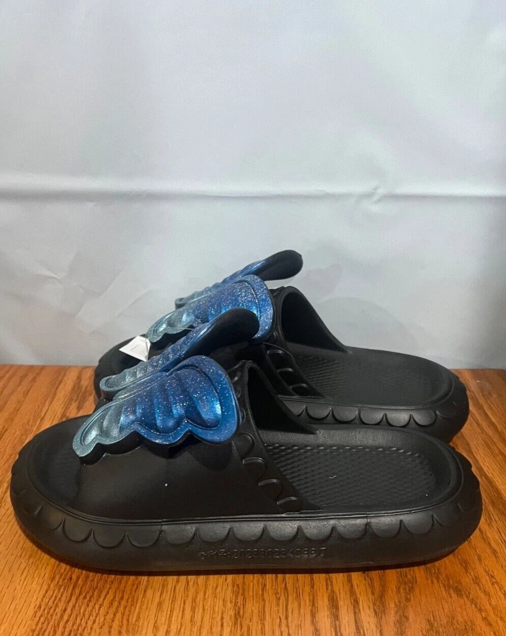 New Fashion Womens Cute Butterfly Comfy Cushioned Slides Sandals Size 7 Black