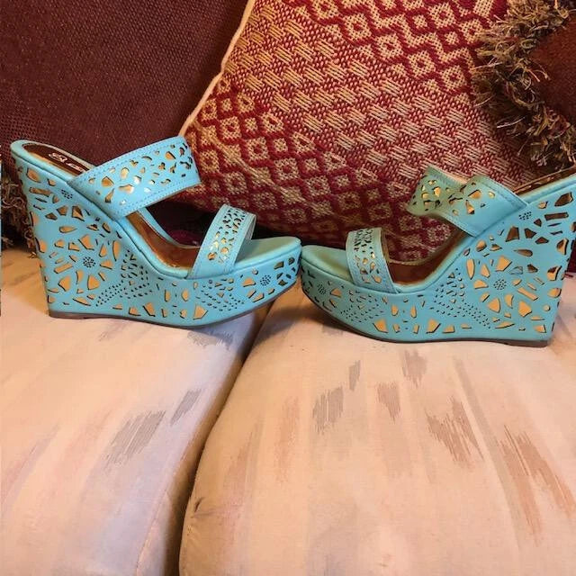 Womens DBDK Fashion Pale Blue/Aqua High Wedge Sandals New Size 8.5