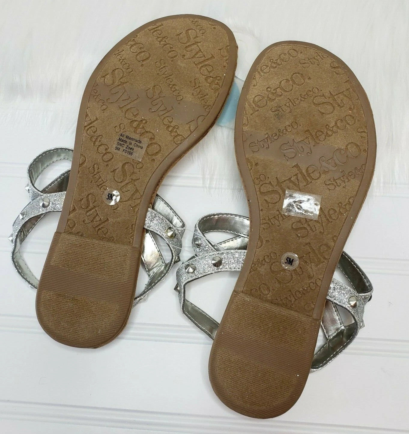 Style & Co Zoee Women's Size 6 Silver Sparkle Studs Thongs Sandals Shoes