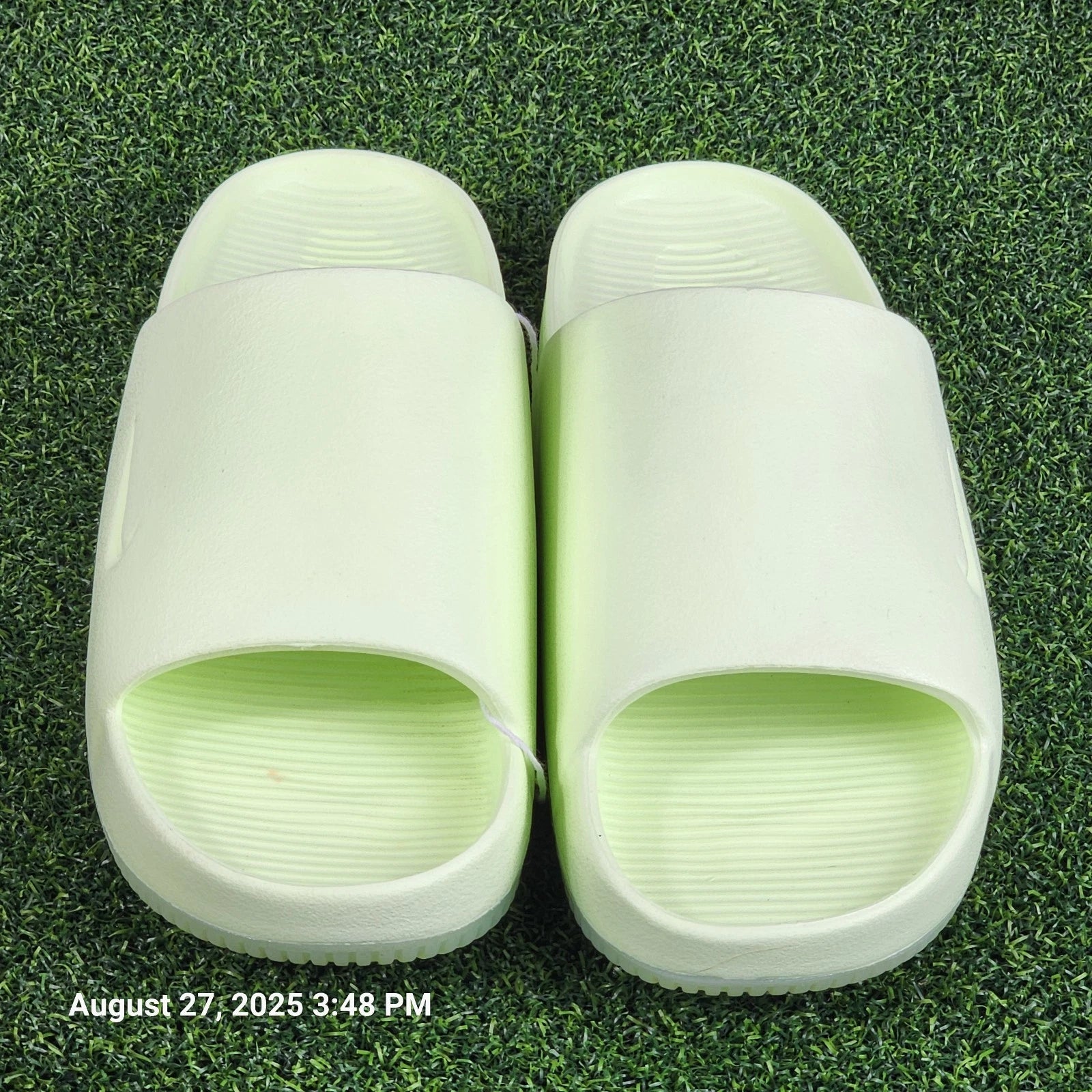 Nike Calm Slide Women's Size 8 Lightweight Active Slides Sandals Yellow Green