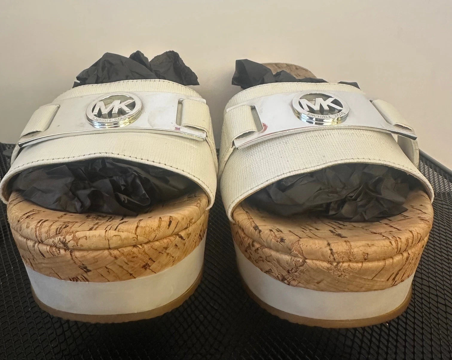 🔥Michael Kors MK Warren Platform Slides~Women’s Size 8.5~ White Slip~On Sandals