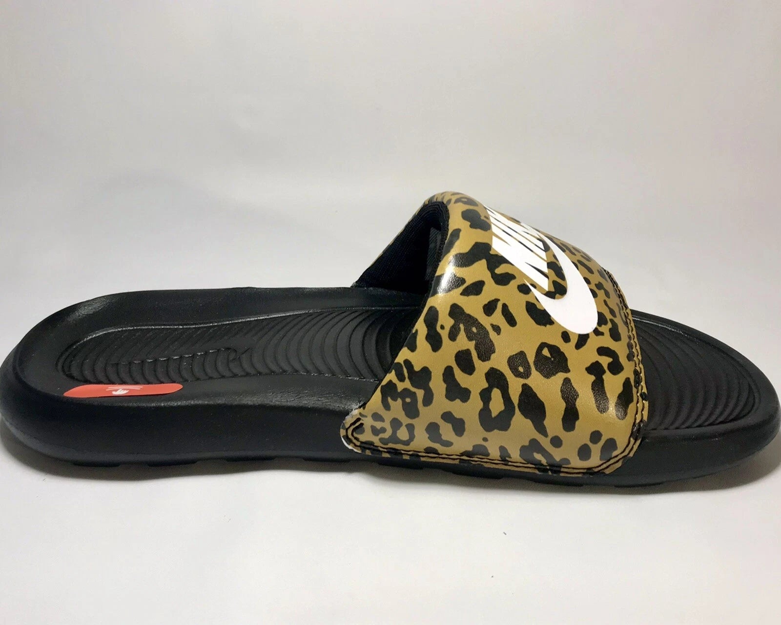 NIKE VICTORI ONE Women's Printed Slide Sz. 7 Chutney/Multicolor Style #CN9676700