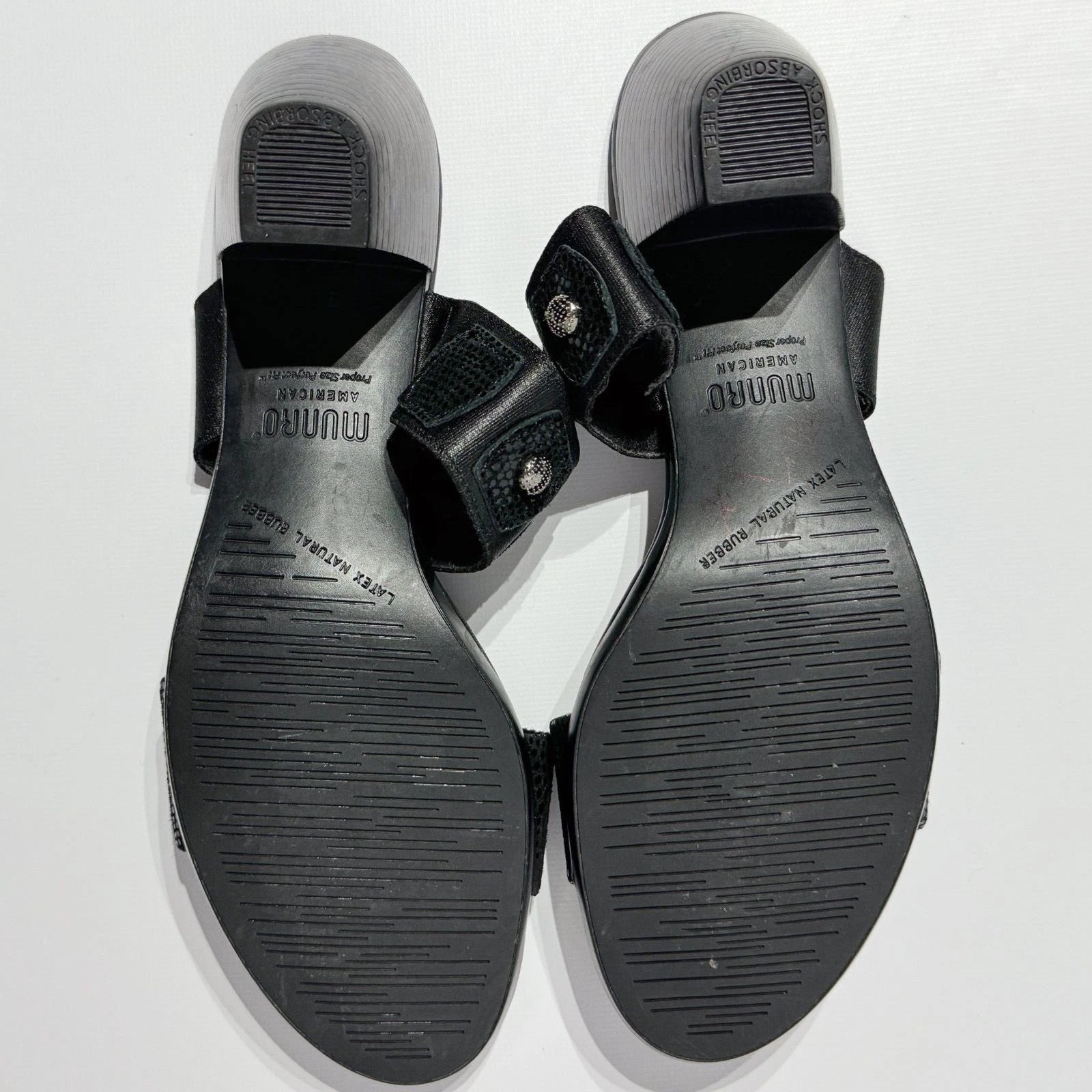 MUNRO AMERICAN Black Snakeskin Style Leather Heeled Slide Sandals Women Size 8N