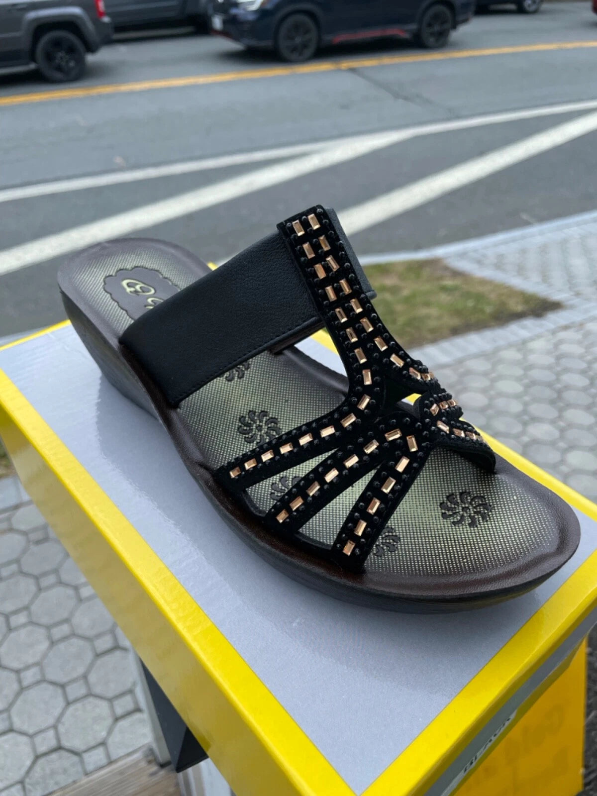 Womens Sparkling Brown QW Open Toe Sandals New in Box style L-17