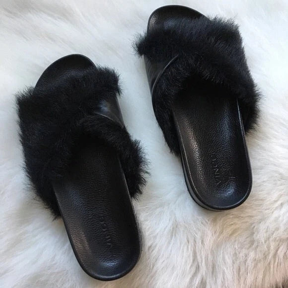 NIB Vince Garrison Italian Lamb Fur & Leather Slide Sandal in Black $250