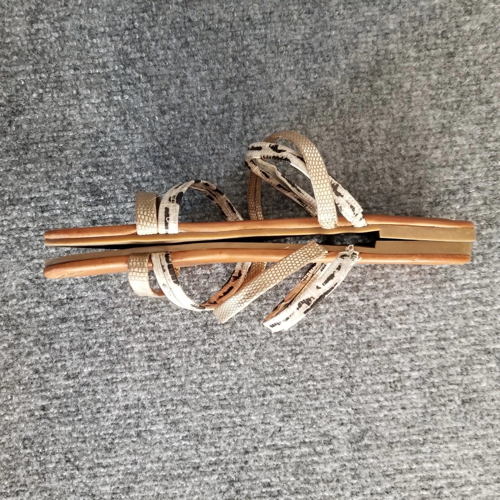 Nine West Women US 9M Strappy Sandals Gold Brown with Gray Snake Pattern Slides*