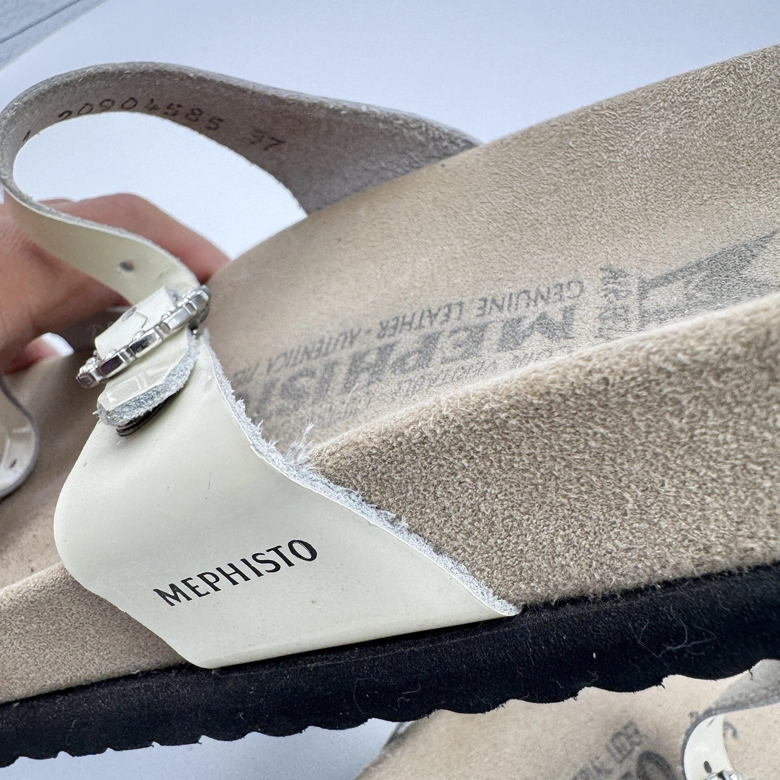 Mephisto Norie Bling Buckle Slide Sandals Ivory Patent Leather Flat Size 7 37