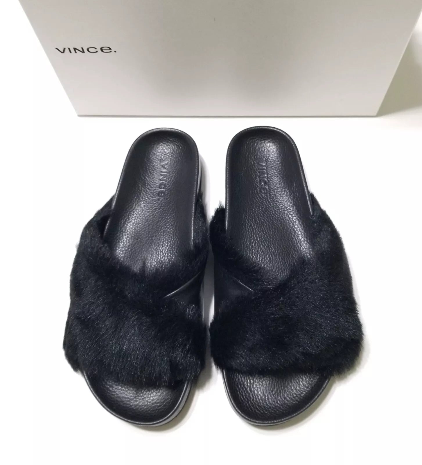 NIB Vince Garrison Italian Lamb Fur & Leather Slide Sandal in Black $250