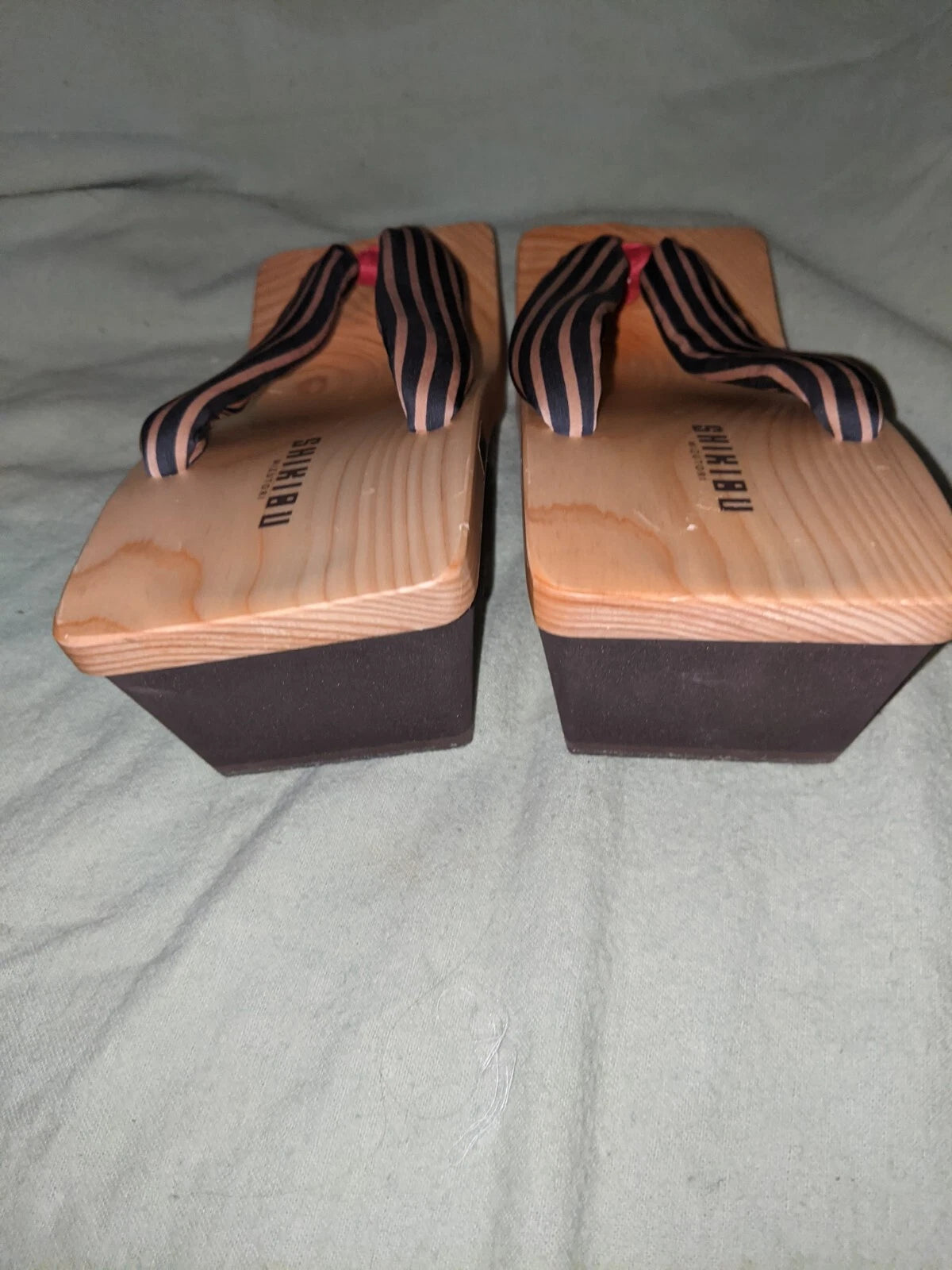 Mizutori Shikibu Modern Style Geta Sandal Red/Navy S.