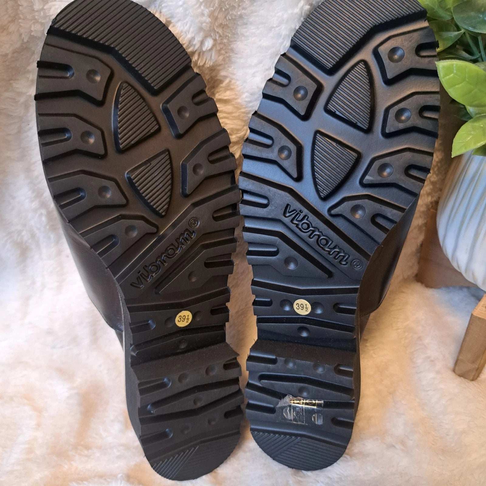 Ron White Candra Slide Sandals Black Leather Italy Sz 9 US 39.5 NEW $445