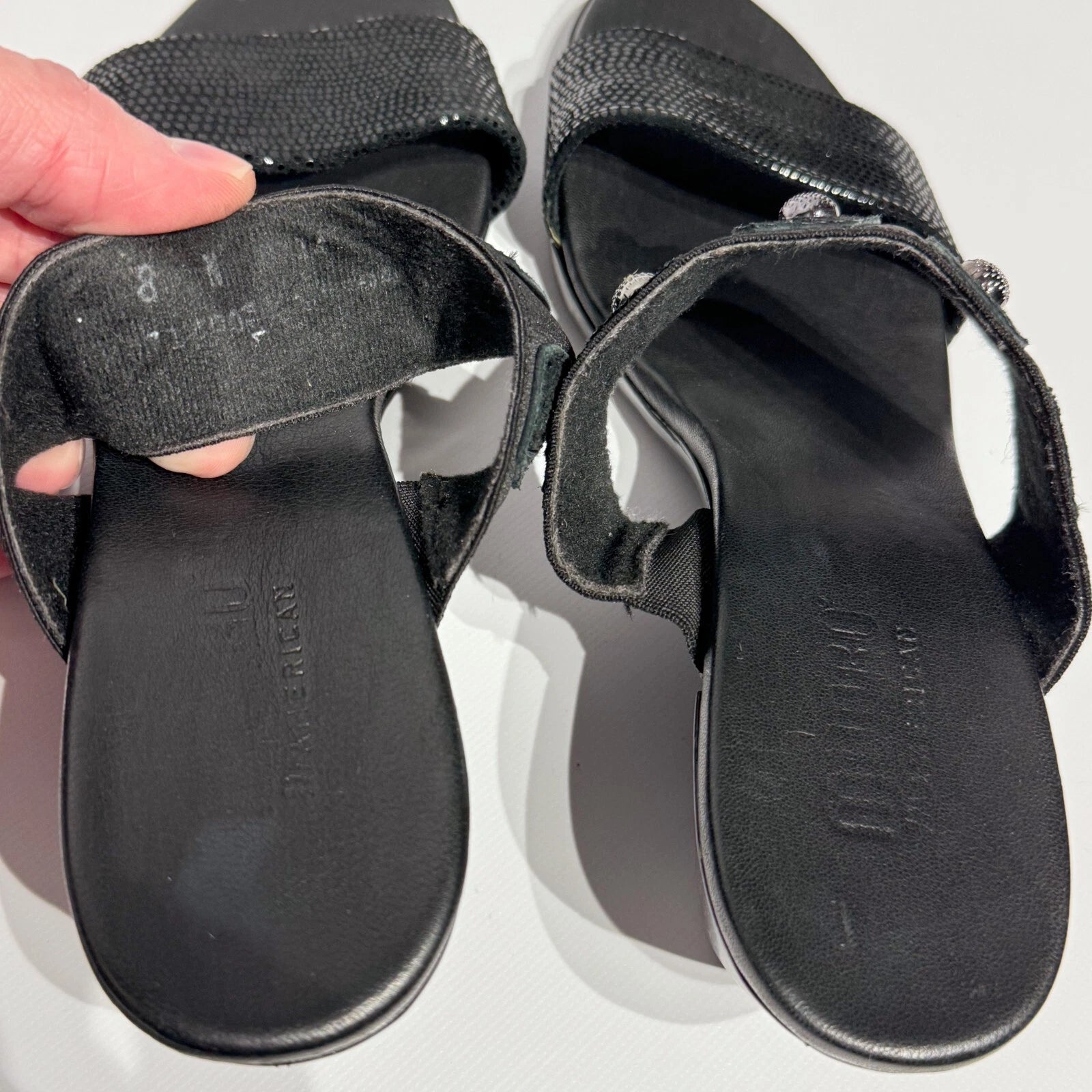 MUNRO AMERICAN Black Snakeskin Style Leather Heeled Slide Sandals Women Size 8N