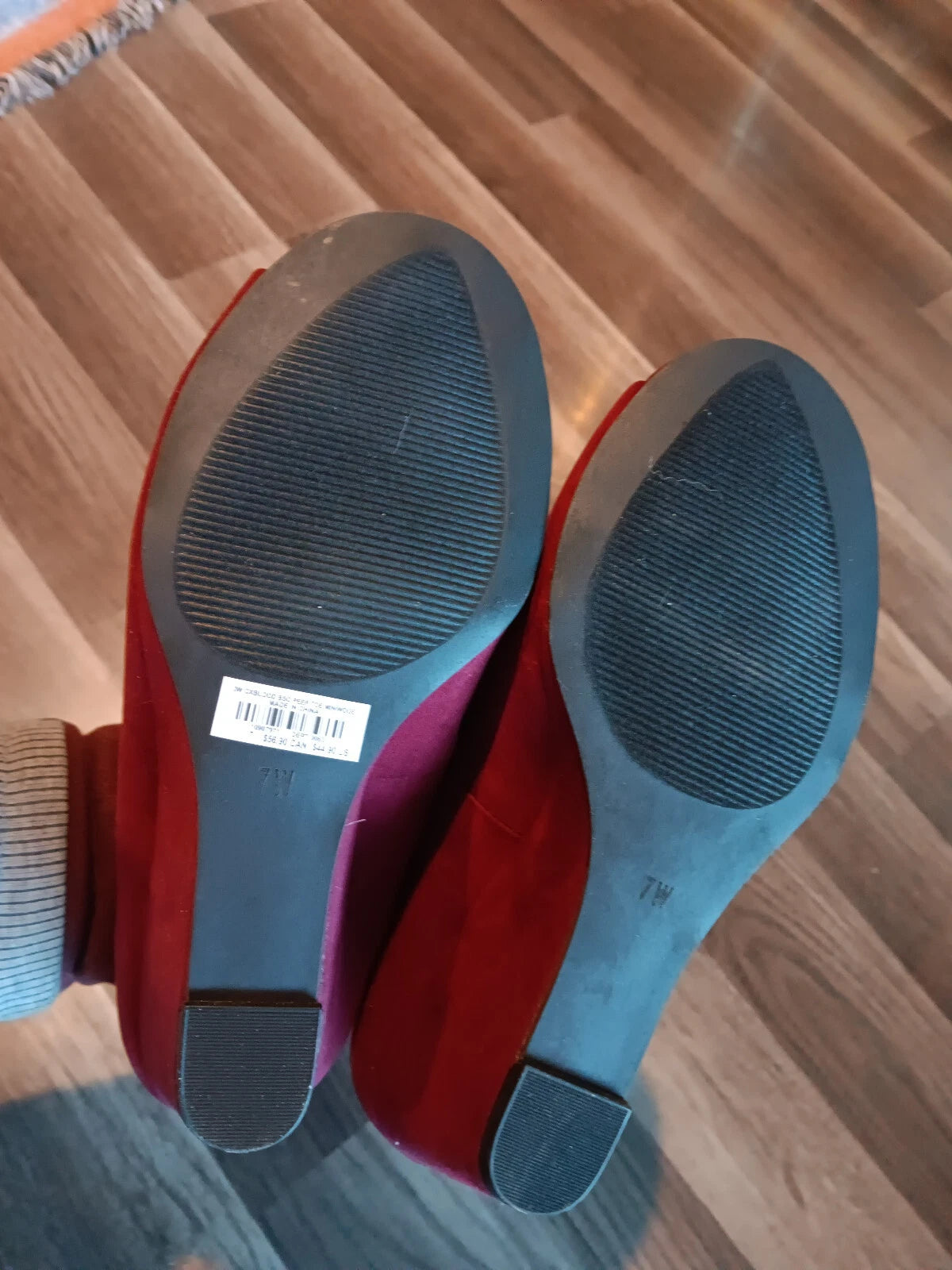 Torrid women's peep toe miniwedge suede style, size 7W burgundy shoes, NEW