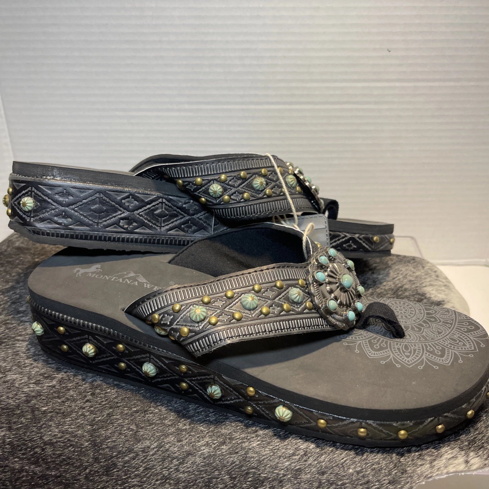 Montana West Black Embossed w/Studs Western Style Wedge Sandals Sz11-11.5