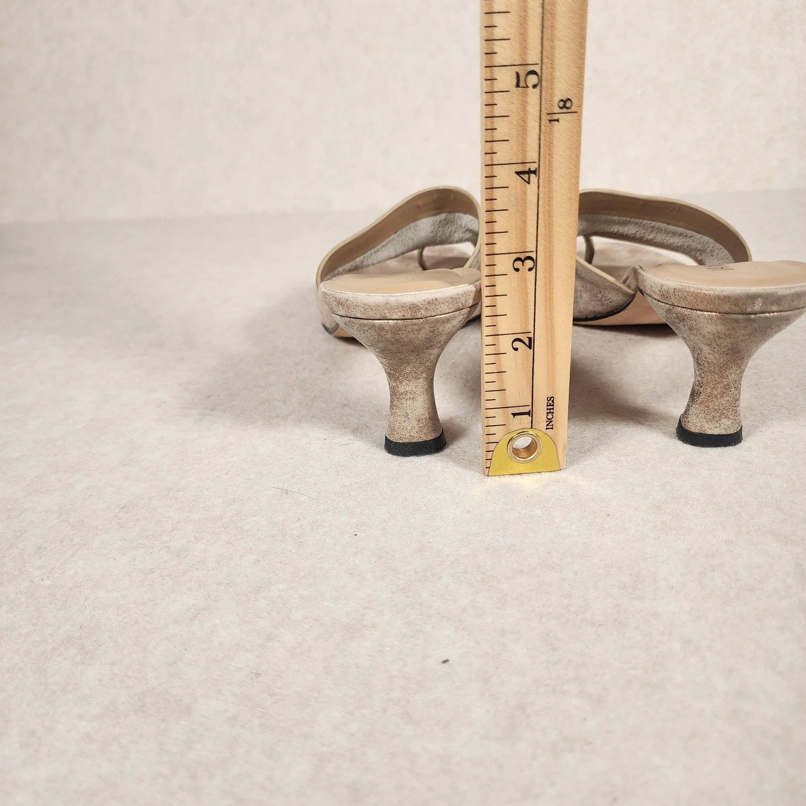 VanEli Kitten Heel Mules Thong Sandal Slides Gold Metallic 8.5M