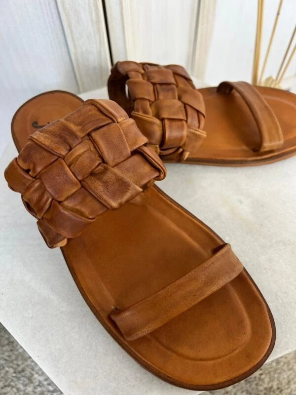 NEW  Free People Winding River Leather Slip On Slide Sandal  sz 37