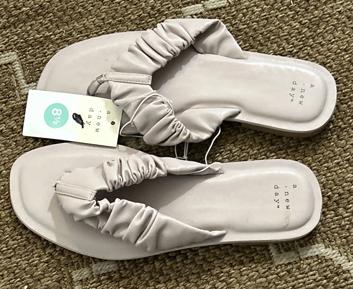 Women’s A New Day Blush Flip Flops, Blossom, Memory Foam, Sz 8.5, New With Tags