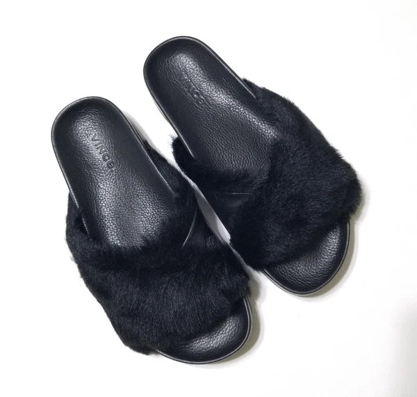 NIB Vince Garrison Italian Lamb Fur & Leather Slide Sandal in Black $250