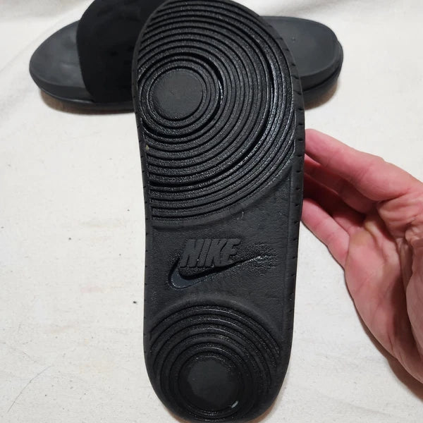 NIKE WOMEN'S OFF COURT COMFORT LIGHTWEIGHT FASHION SLIDE SANDAL Sz10 BLACK