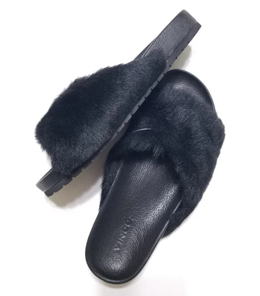 NIB Vince Garrison Italian Lamb Fur & Leather Slide Sandal in Black $250