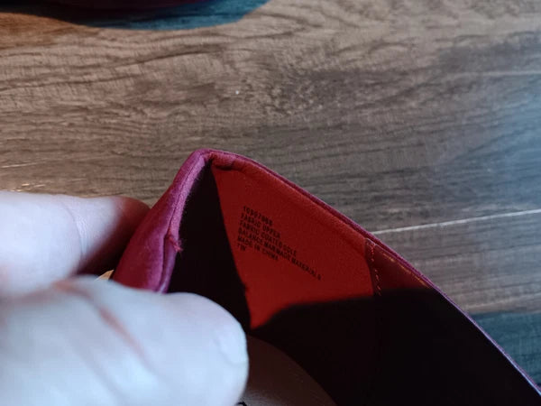 Torrid women's peep toe miniwedge suede style, size 7W burgundy shoes, NEW