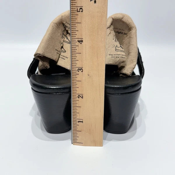 MUNRO AMERICAN Black Snakeskin Style Leather Heeled Slide Sandals Women Size 8N