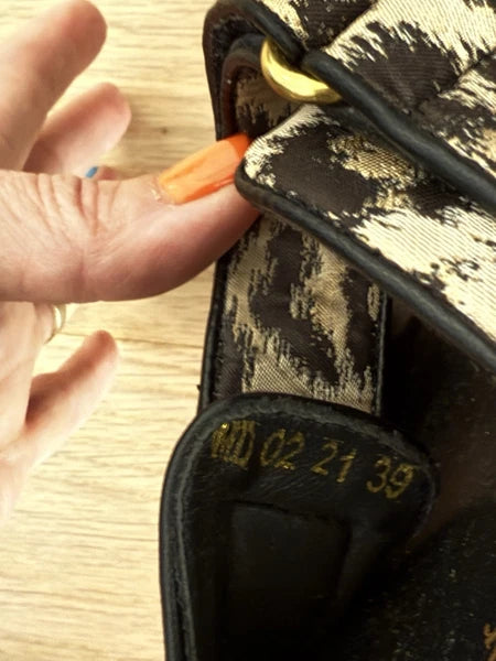 Sandle Slides High Fashion Size 7 women Leopard Animal Style Birks CD