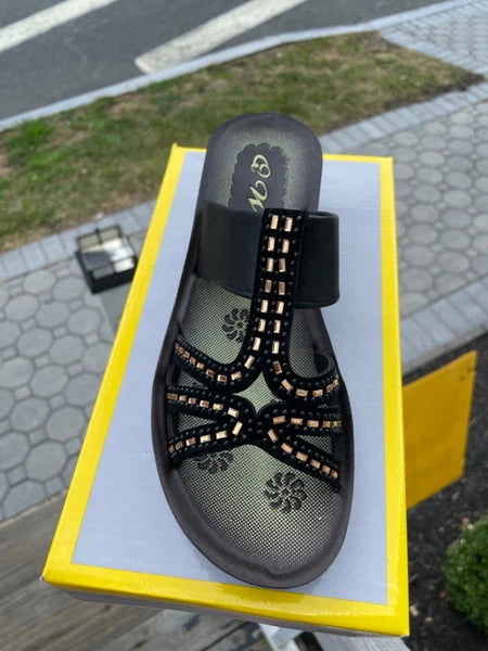 Womens Sparkling Brown QW Open Toe Sandals New in Box style L-17