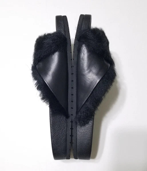 NIB Vince Garrison Italian Lamb Fur & Leather Slide Sandal in Black $250