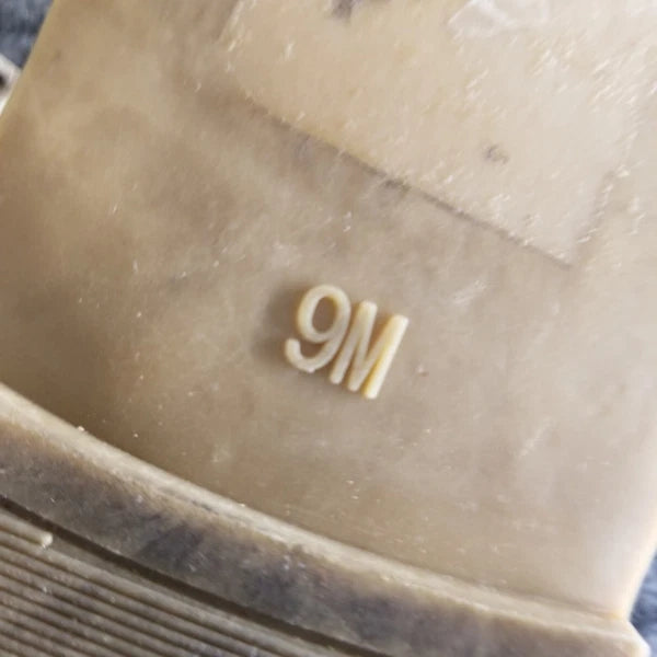 Nine West Women US 9M Strappy Sandals Gold Brown with Gray Snake Pattern Slides*