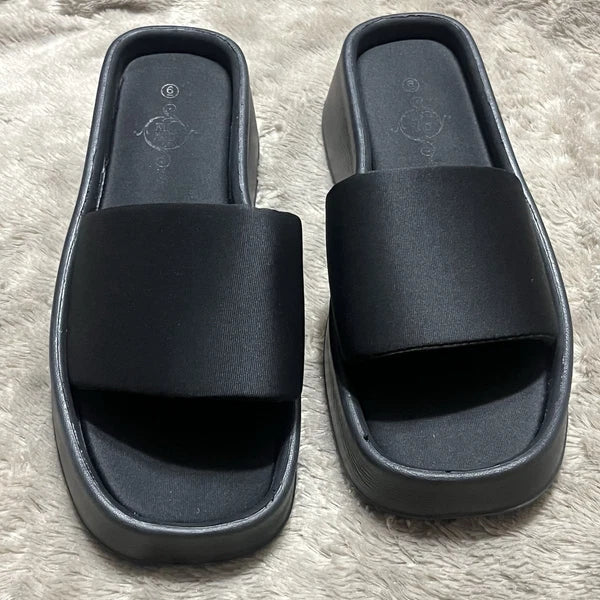 Sole Mates Black Slip On Platform Wedge Slides Sandals Womens Size 6