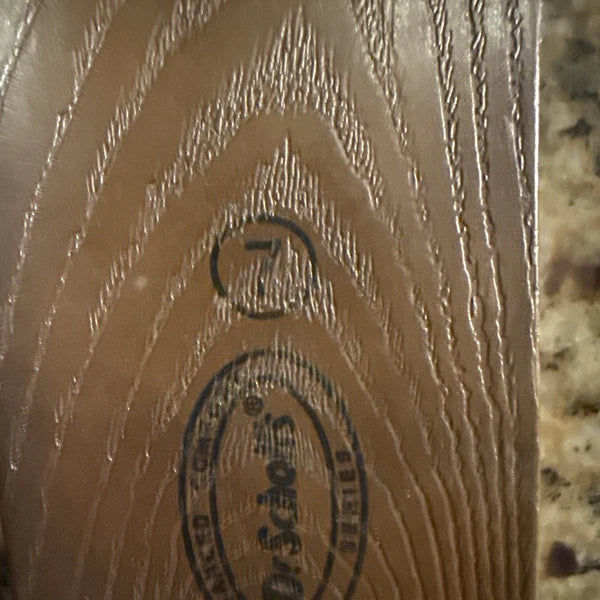 NEW Dr. Scholl's Women's Size 7 Wood Style Sandals with Pink Straps