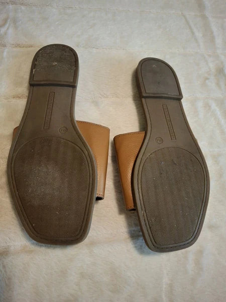 Tommy Hilfiger Sandals 8M Palley Slip On Flats Slides Brown Logo
