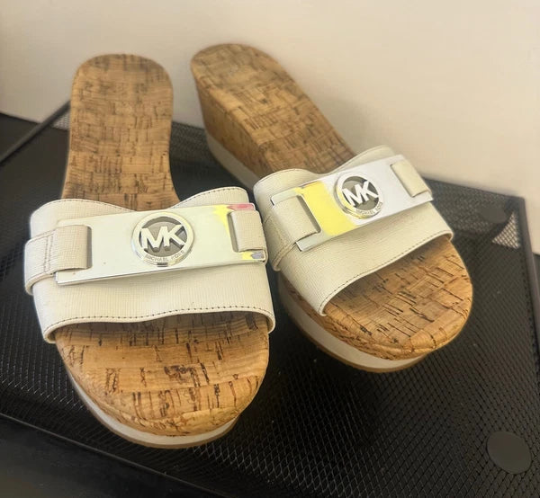 🔥Michael Kors MK Warren Platform Slides~Women’s Size 8.5~ White Slip~On Sandals