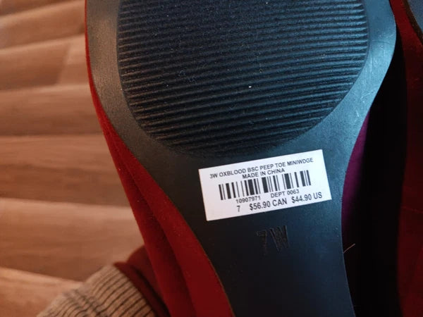 Torrid women's peep toe miniwedge suede style, size 7W burgundy shoes, NEW