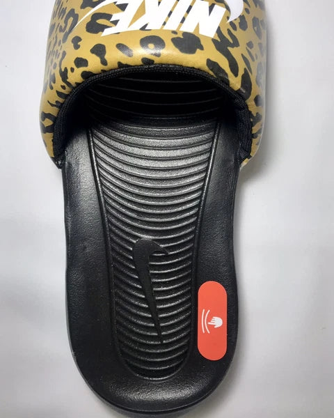 NIKE VICTORI ONE Women's Printed Slide Sz. 7 Chutney/Multicolor Style #CN9676700