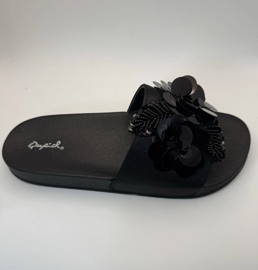 Qupid Women's Fashion Satin Black Flower Slides Sandals Flip Flops Sz 6 New
