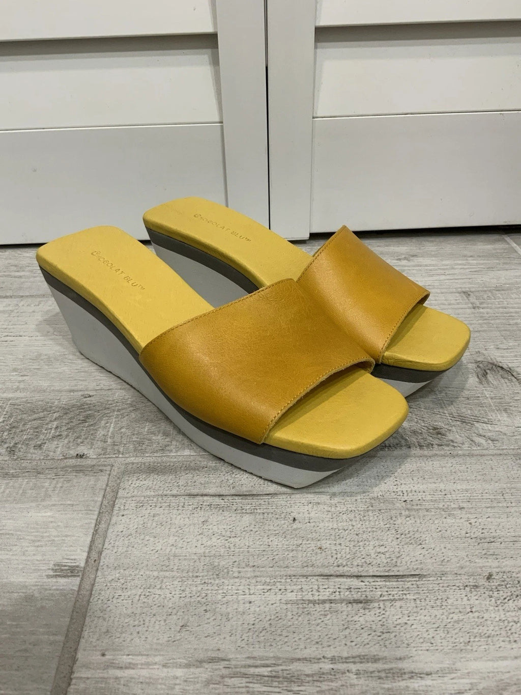 Chocolat Blu Jadine Women’s 9 US/ 39 EU Platform Wedge Sandals - LN-VGUC
