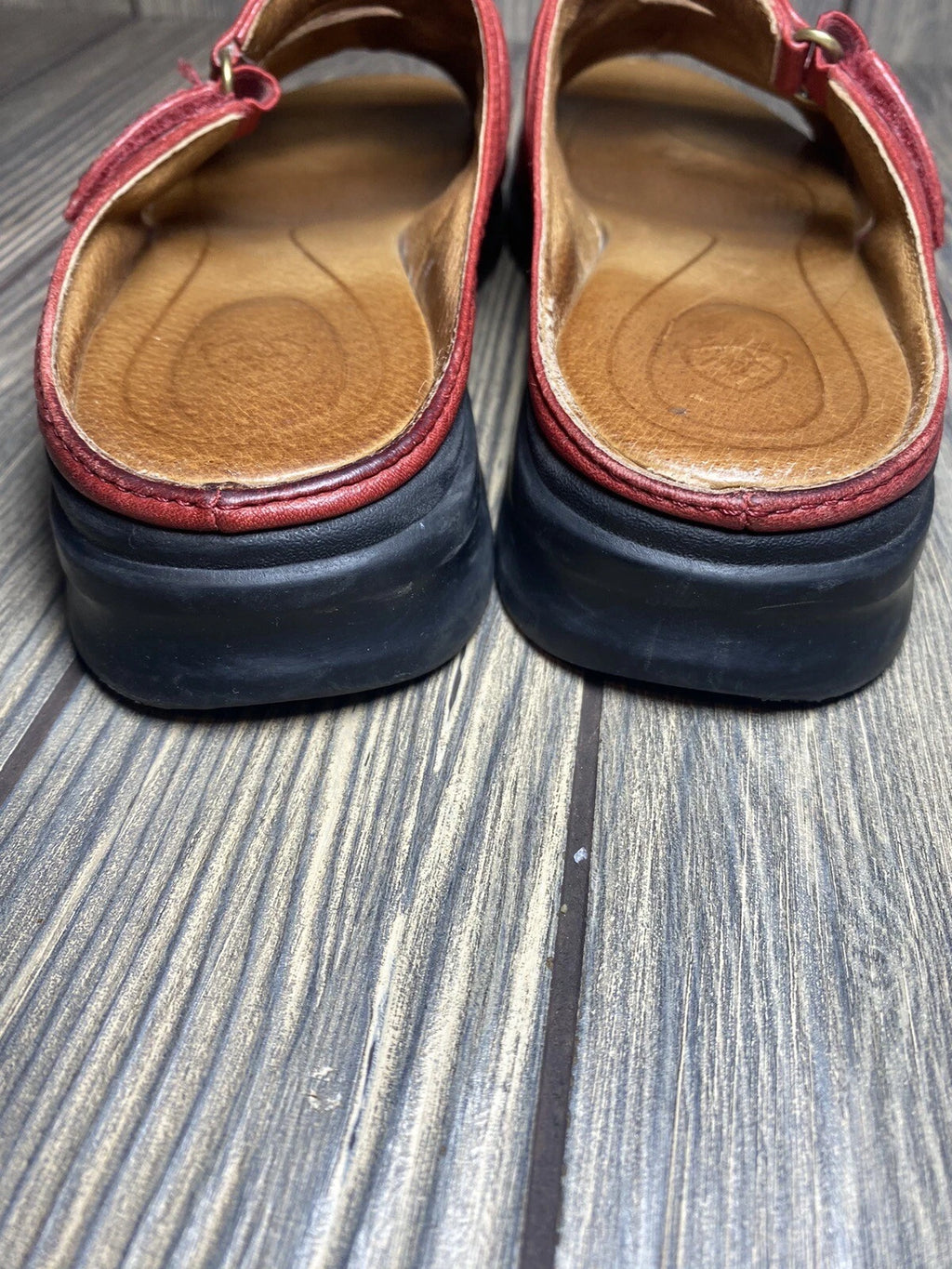ARIAT Women’s Sandals Size:6.5B Style# 94160 Red Leather Open Toe Slides Sandals