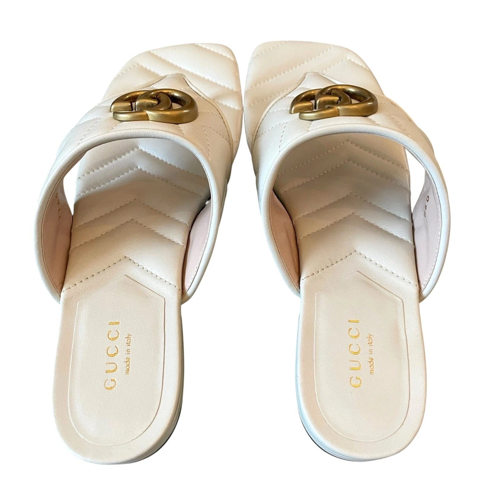 Gucci GG Marmont Matelasse Leather Flip Flop Sandals Cream White Sz 37.5 US 7.5
