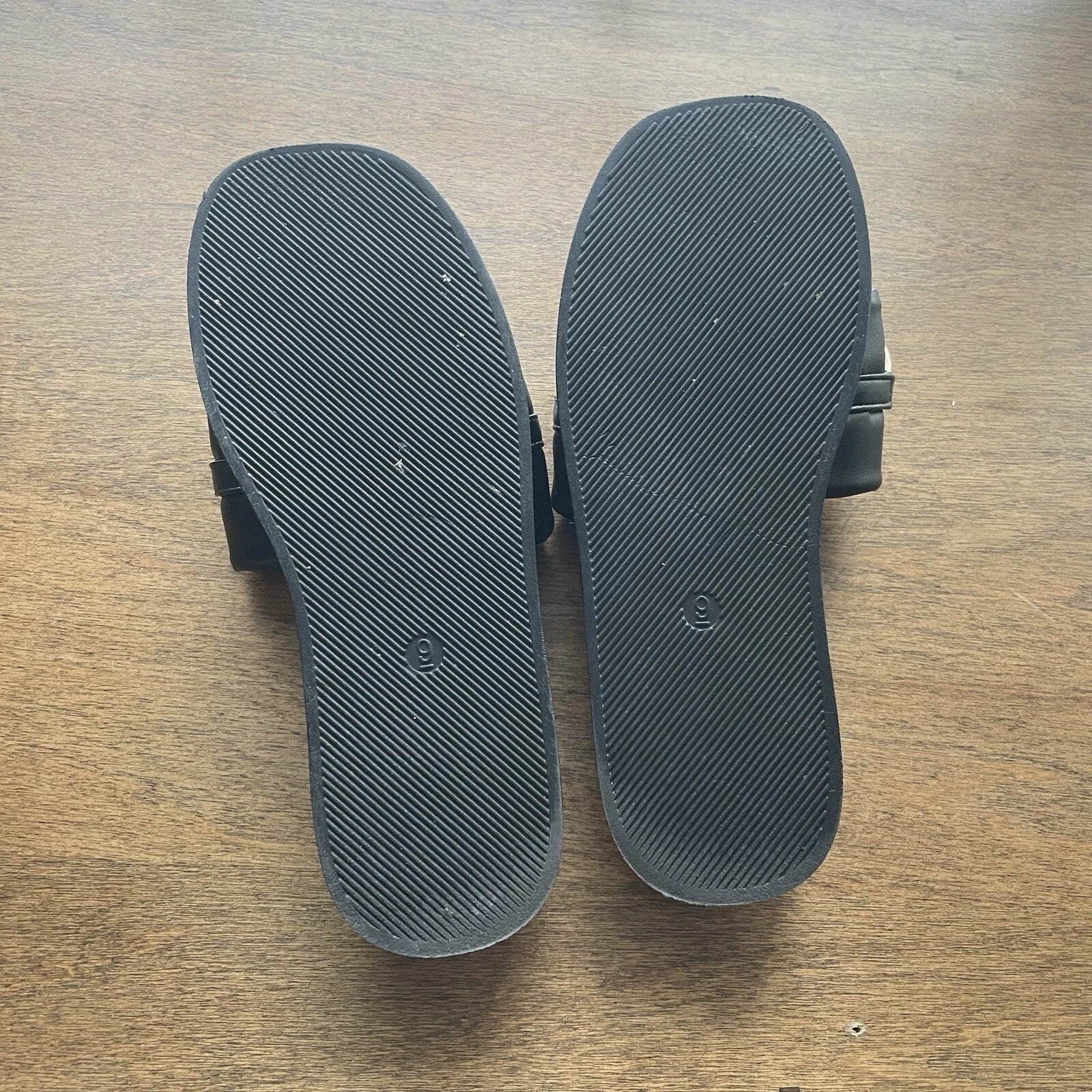 H2K Chain 9 Black Fashion Comfort Soft Slides Flip Flops Sandals Open Toe New