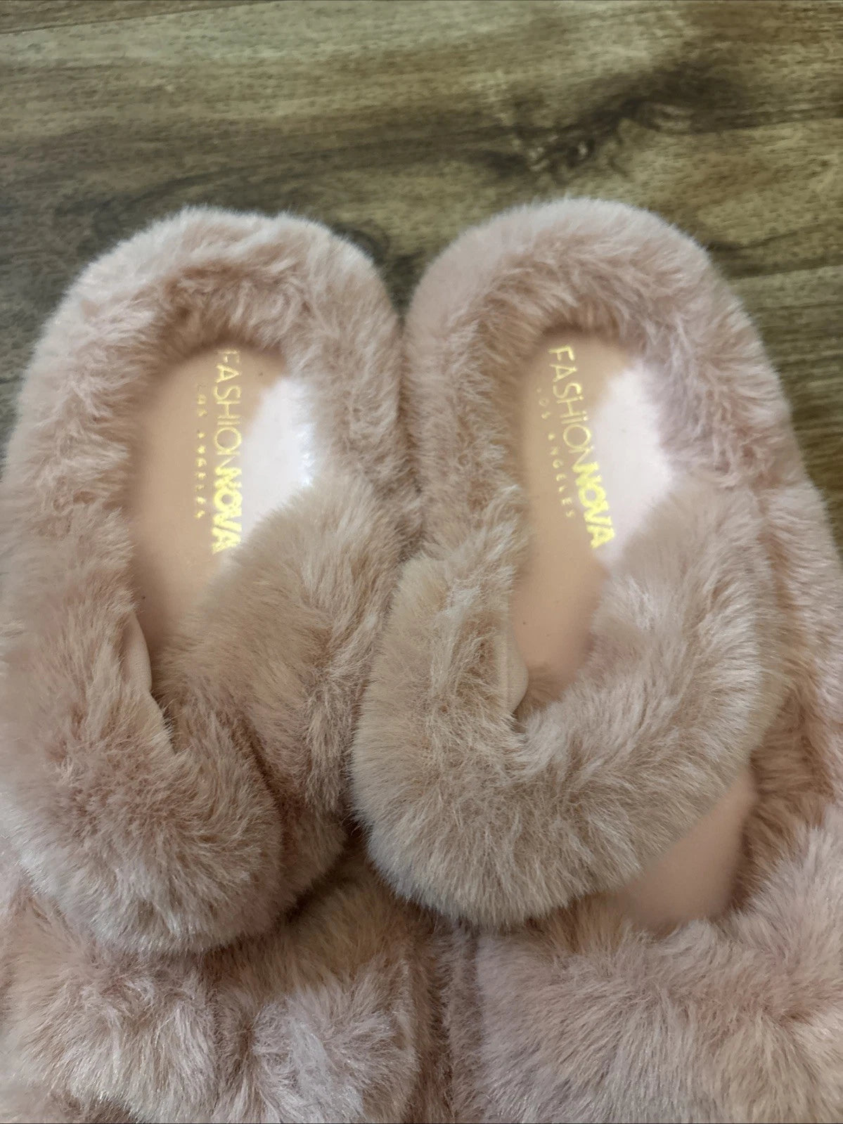 Fashion Nova Style Kandi Color Blush Slides  Size 8