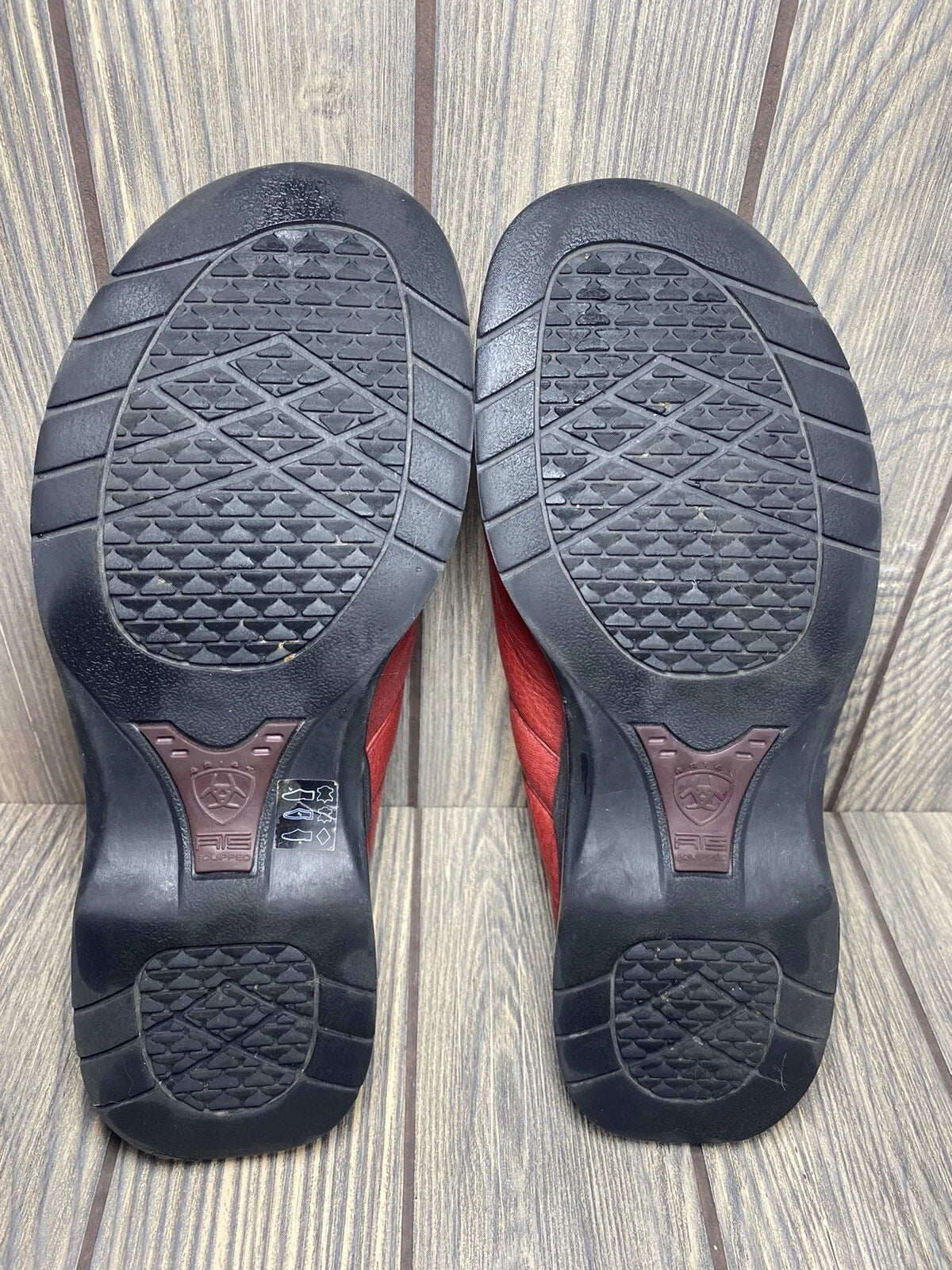 ARIAT Women’s Sandals Size:6.5B Style# 94160 Red Leather Open Toe Slides Sandals