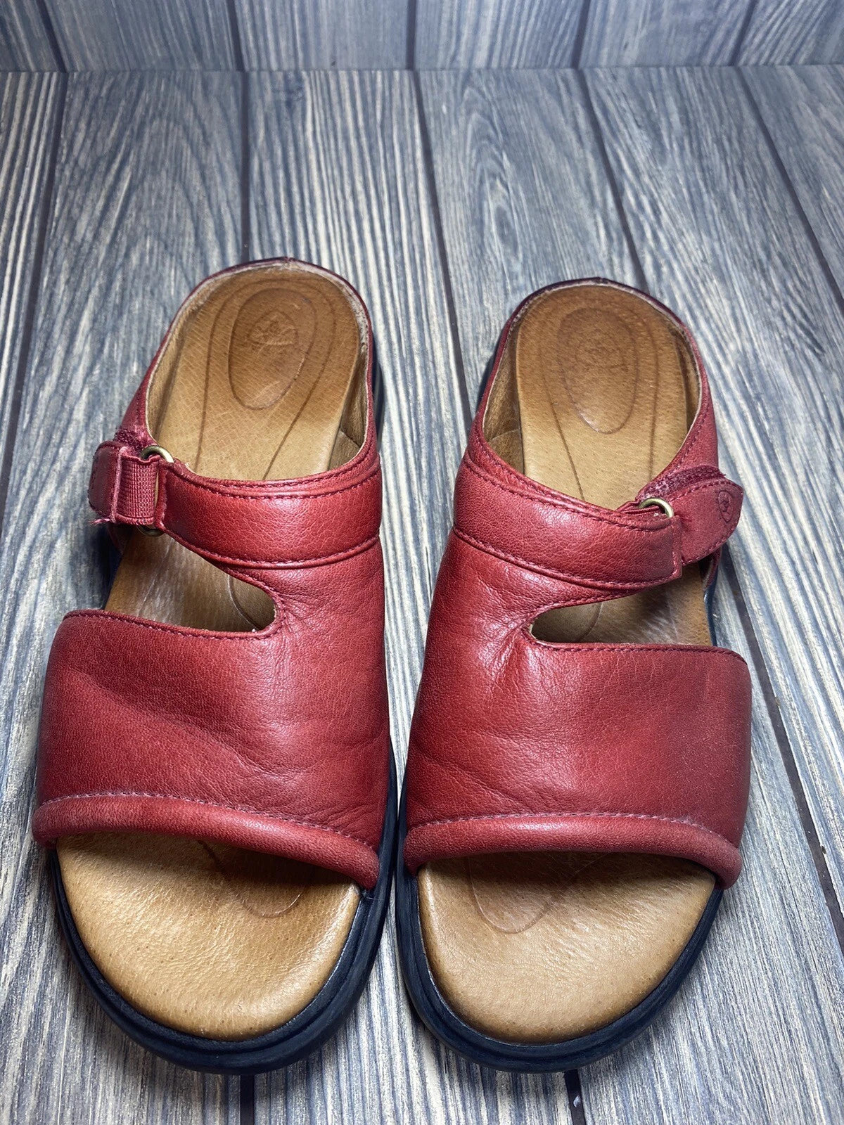 ARIAT Women’s Sandals Size:6.5B Style# 94160 Red Leather Open Toe Slides Sandals