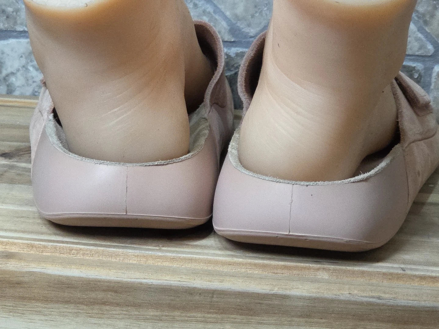 ECCO  2nd cozmo  fluidform one-band slide sandals women's size US 8-8.5 EU 39