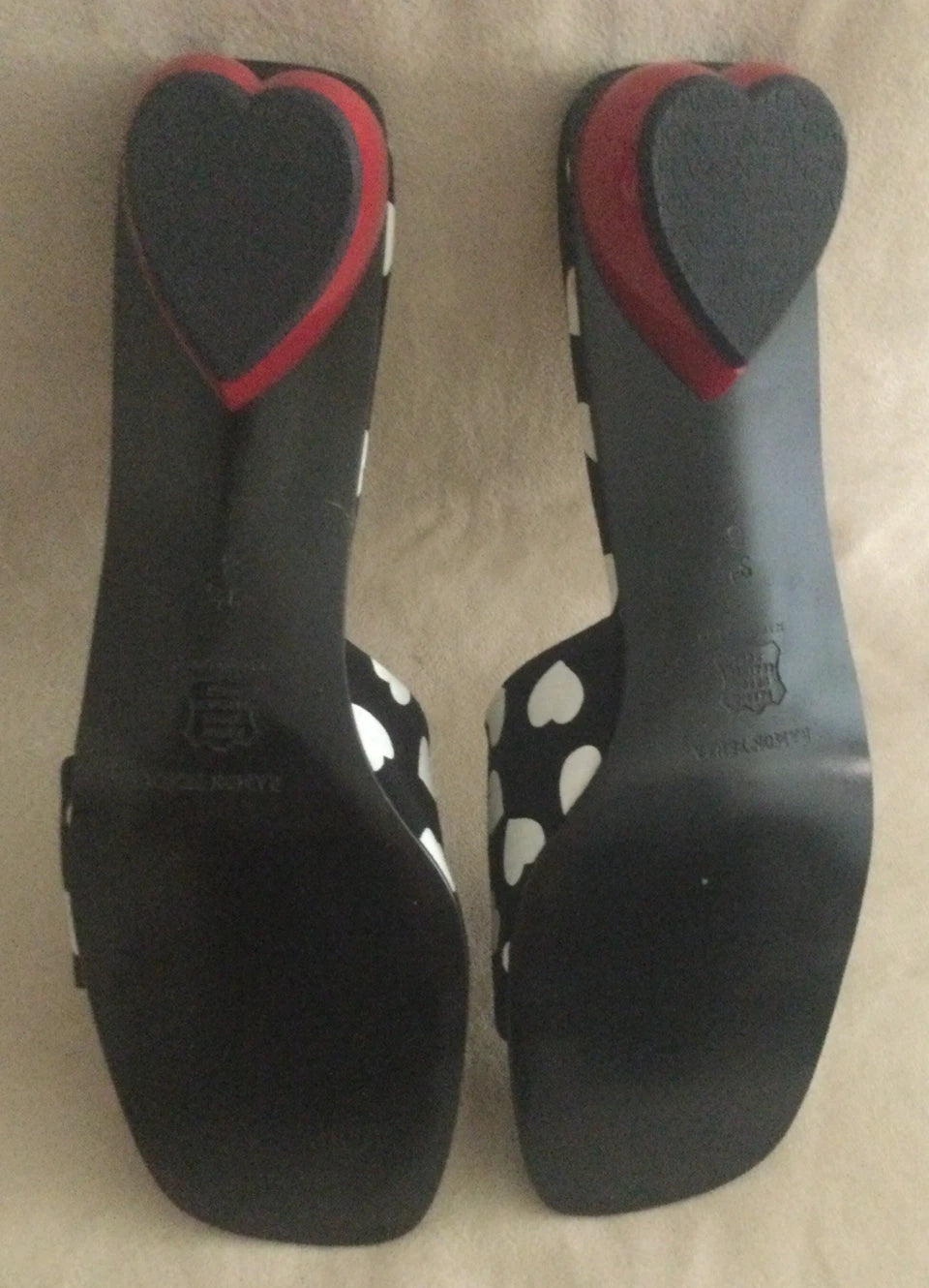 Vintage Ramon Tenza Black & White Heart Slide Sandals Size 9 1/2B