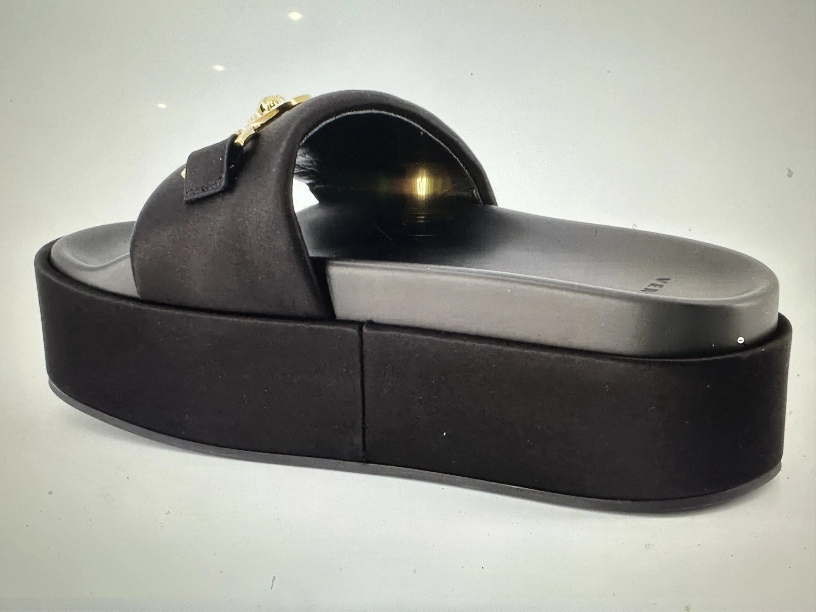 Black VERSACE MEDUSA '95 BIGGIE Platform Slide Sandal Sz 9 SOLD OUT EXCELLENT