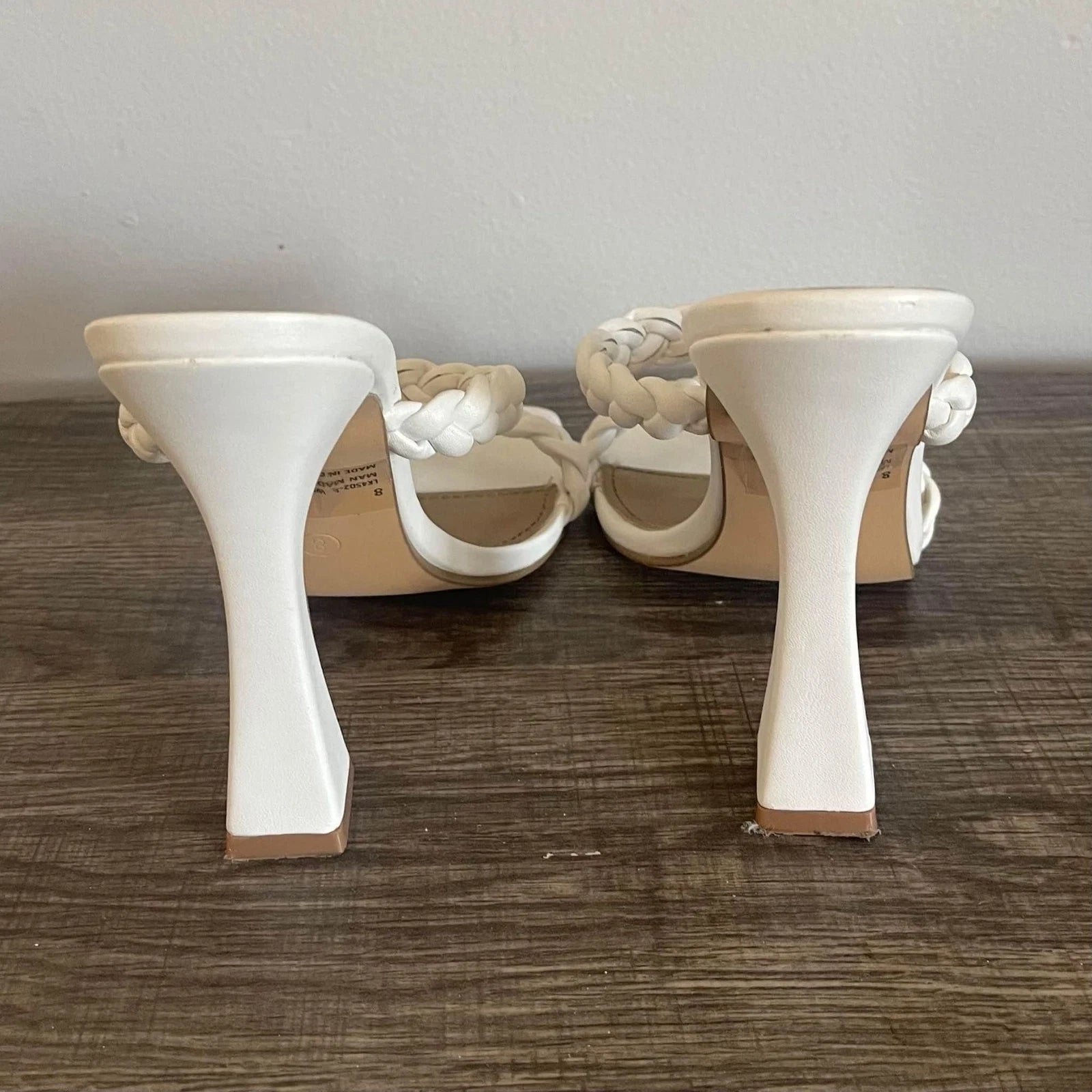 Fashion Nova Women’s White Heeled Slides Strappy Square Toe Sandals Size 8