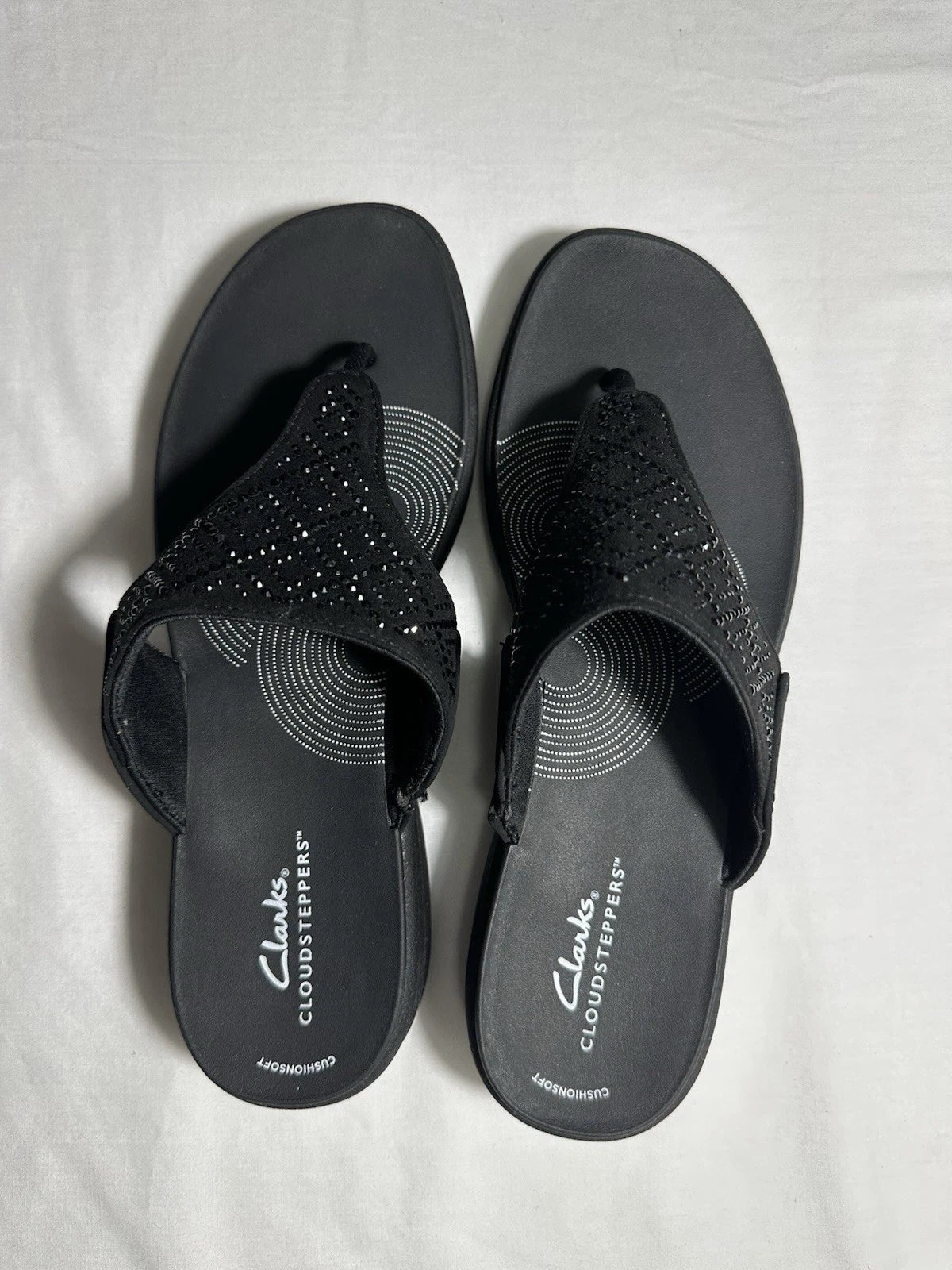 Clarks Women's Black Sandals flip flop style women size 10 New without tag